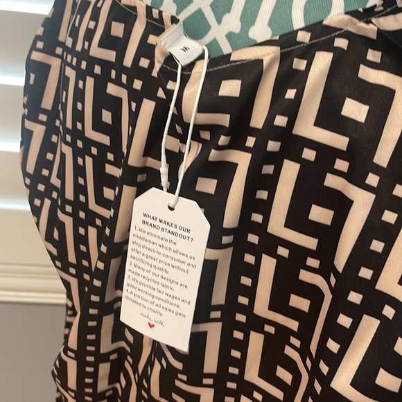 Fashion Says Brown and Black skirt and button up too size M. NWT - Picture 7 of 8